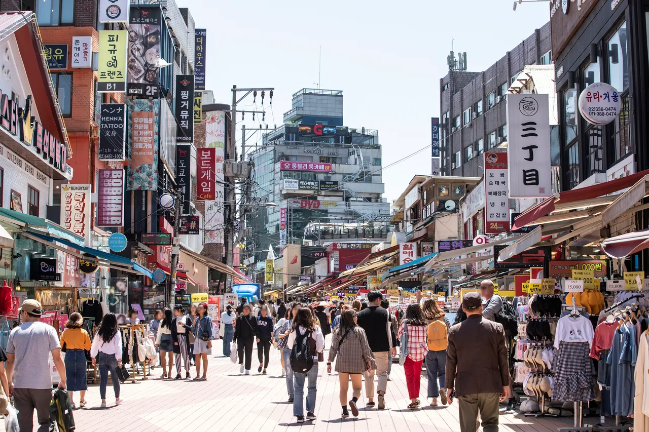Hongdae: The youthful and artistic district