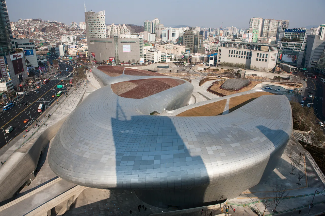 Explore Dongdaemun Design Plaza