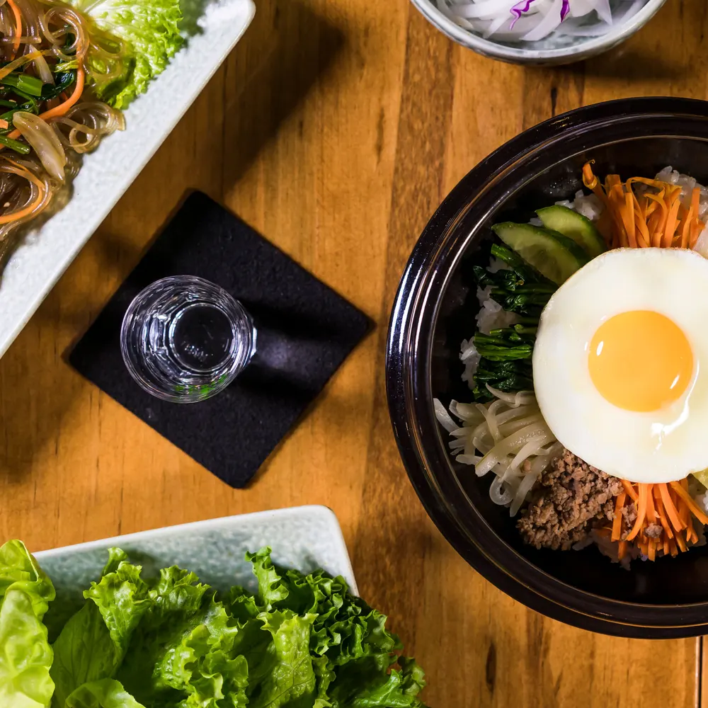Food & Dining